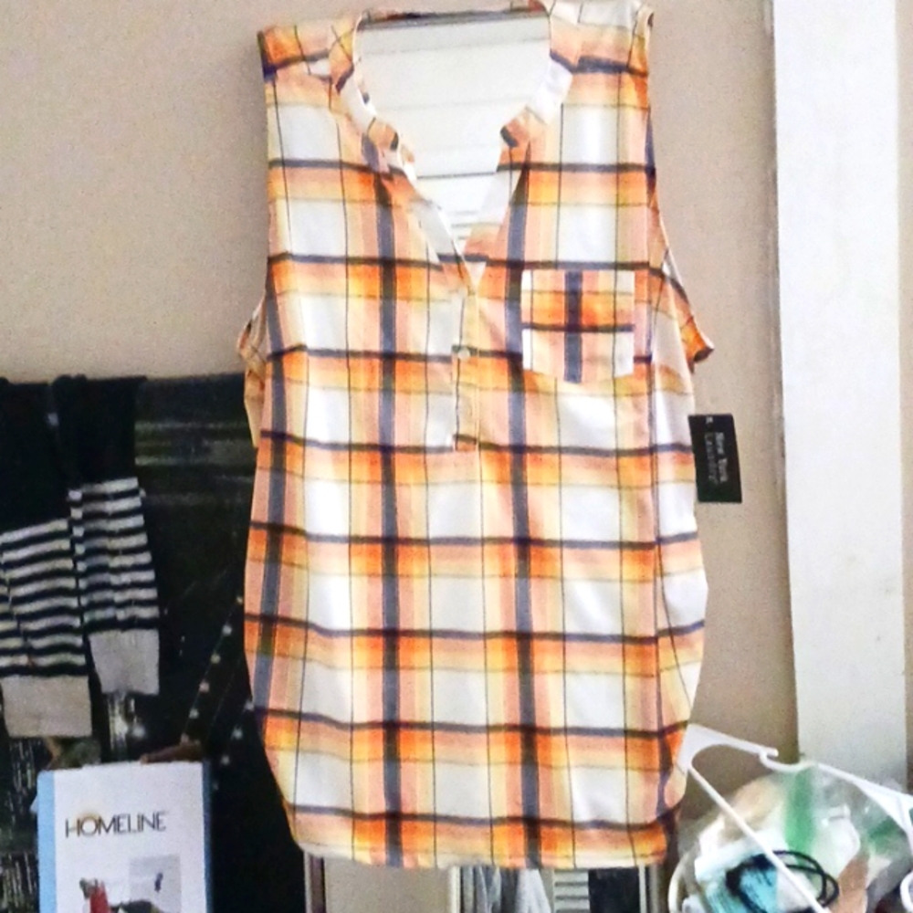 Brand New, still price tagged. "NEW YORK COMPANY." Size 2x